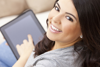 dental workingwoman smiling