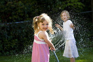 pedo kidsplaying smiling